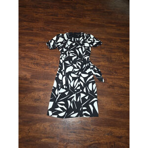 Clover and Sloane black and white dress size 12